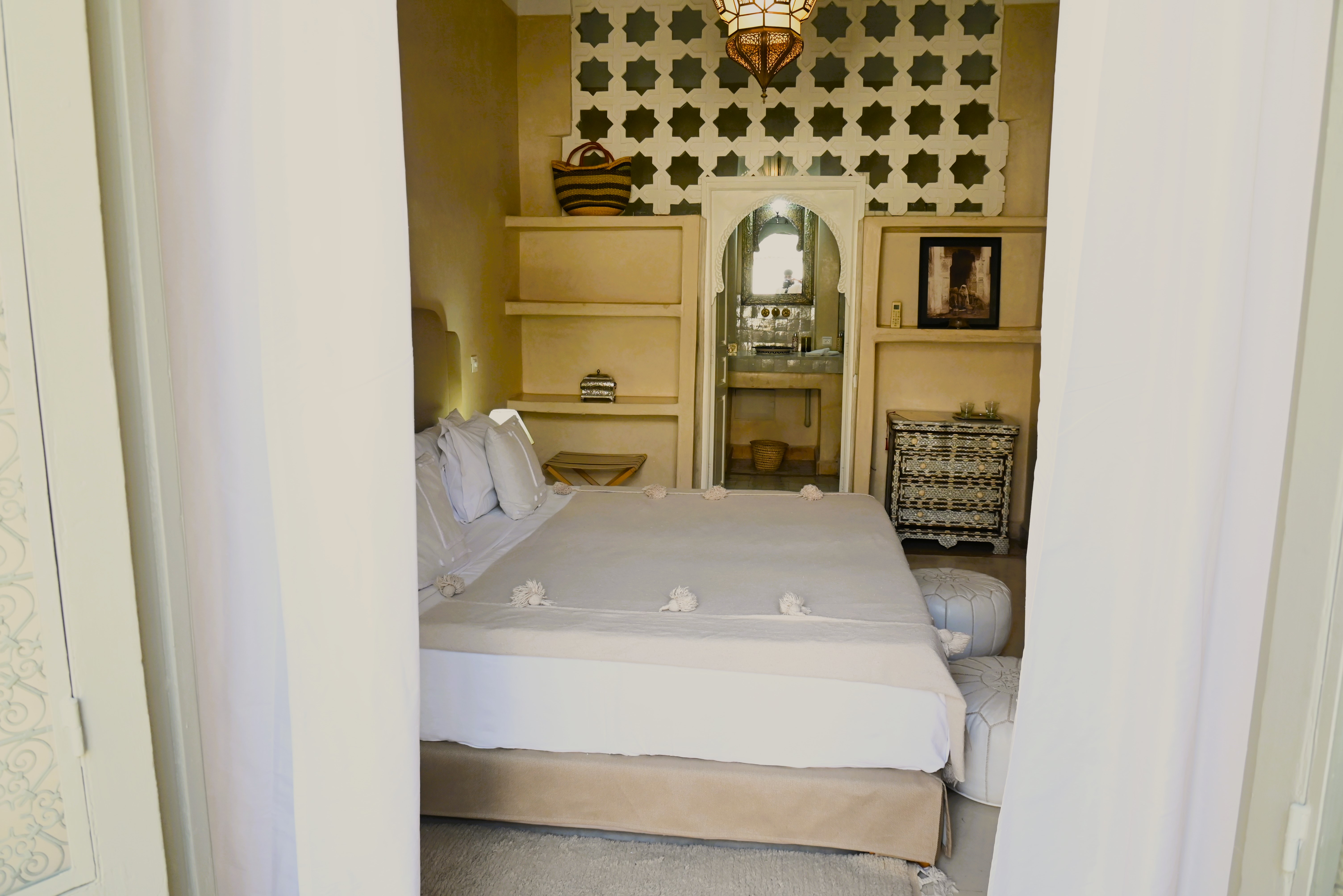Chambre Saffron - Room view