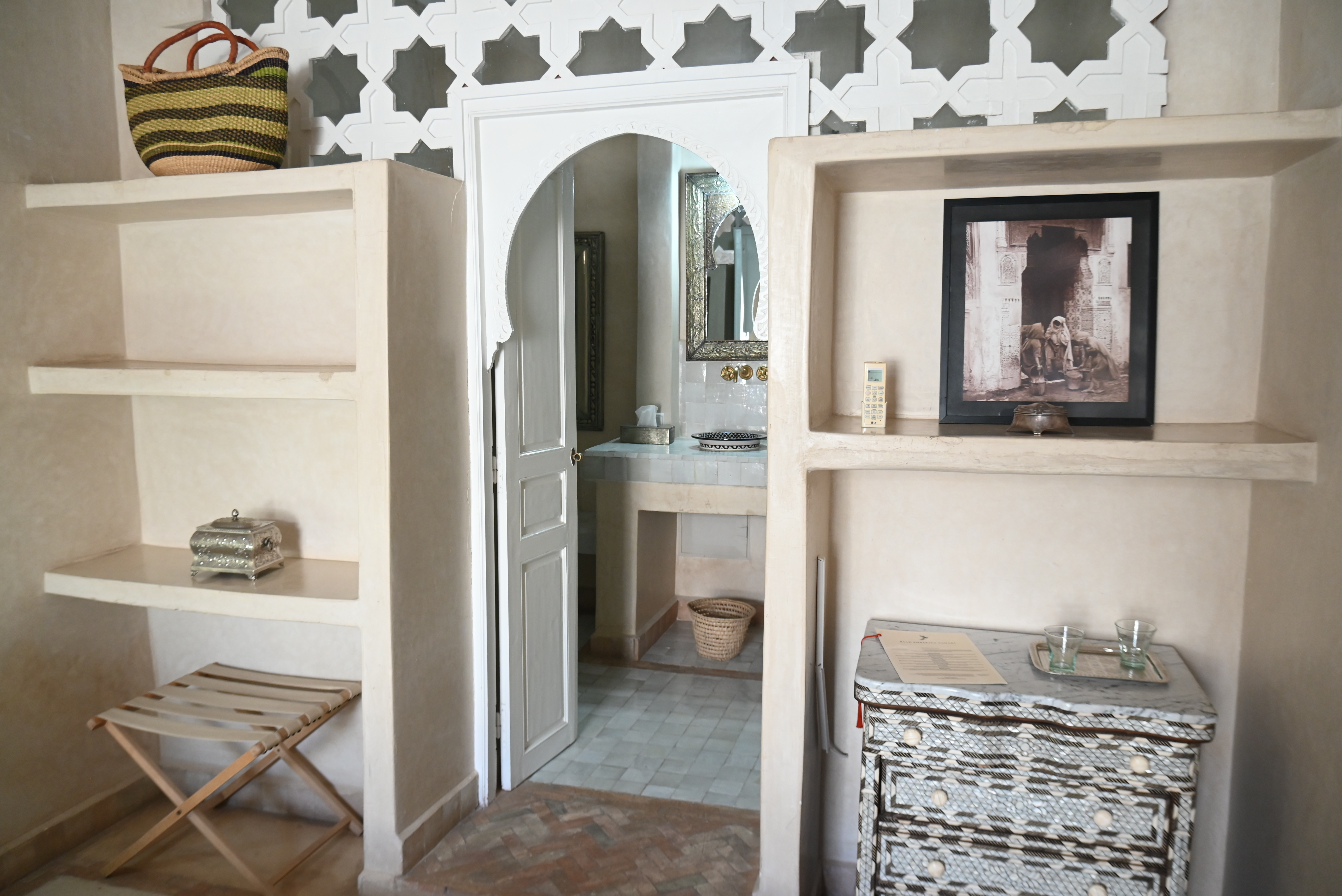 Saffron Room - Image 4